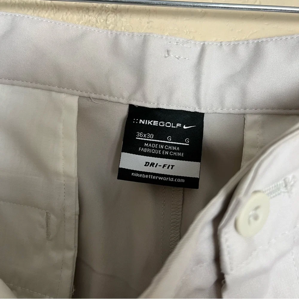 Nike Golf Dri Fit Pants Men's 36x30 Flat Front Golf Beige Polyester‎ Spandex